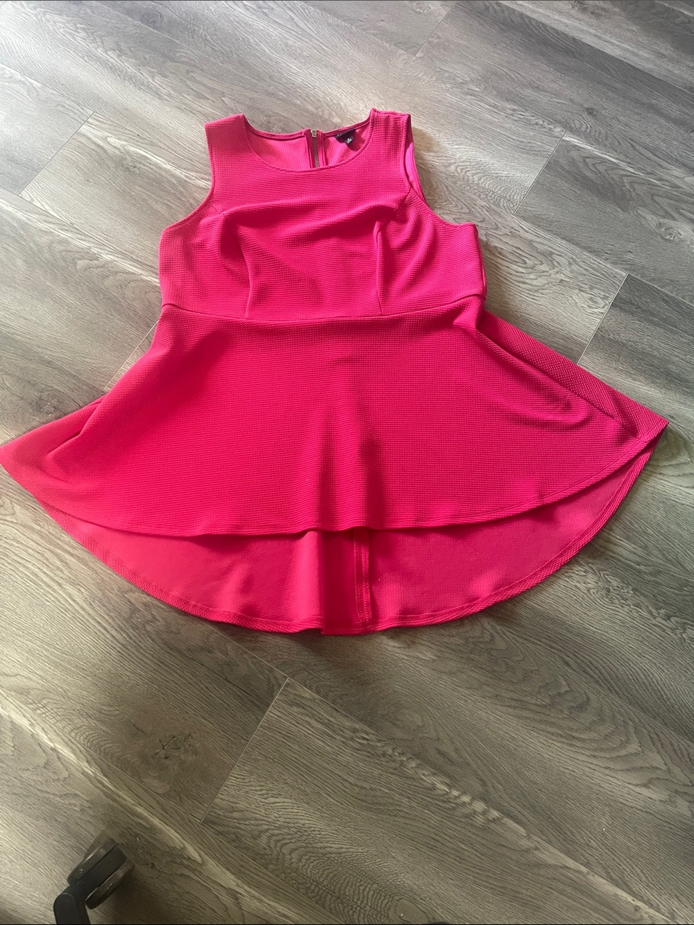 torrid SZ 2 Vibrant Hot Pink Textured Sleeveless Top